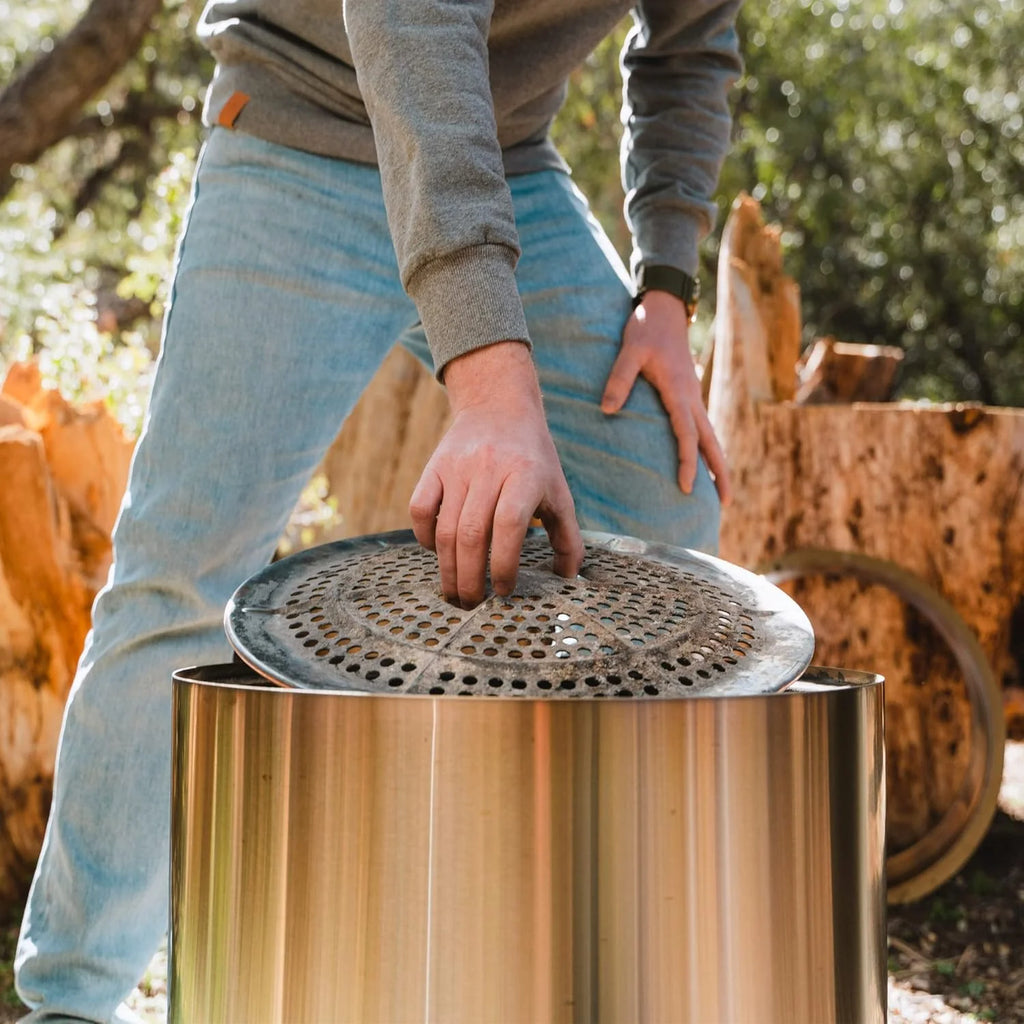 Solo Stove Bonfire 2.0 with Stand, 19.5 Inch Smokeless Fire Pit with Removable Ash Pan - Portable Outdoor Fire Pit - Stainless Steel Wood Burning Fireplace, Ideal for 4-6 People, 21.75 lbs